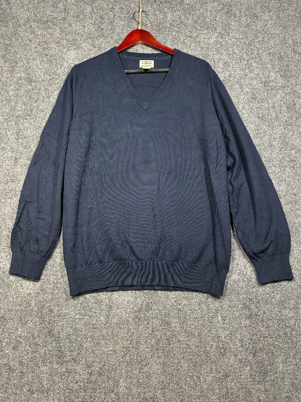 L.L. Bean Sweater Mens Large Blue Cotton Cashmere Long Sleeve Rib Hem V Neck